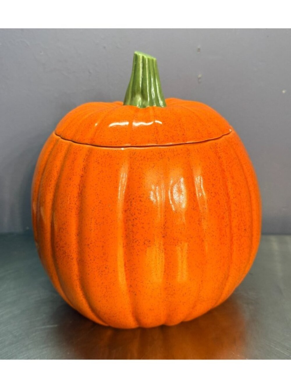 Vintage 1980s Ceramic Pumpkin Jack-o-Lantern With Lid - Picture 4 of 16